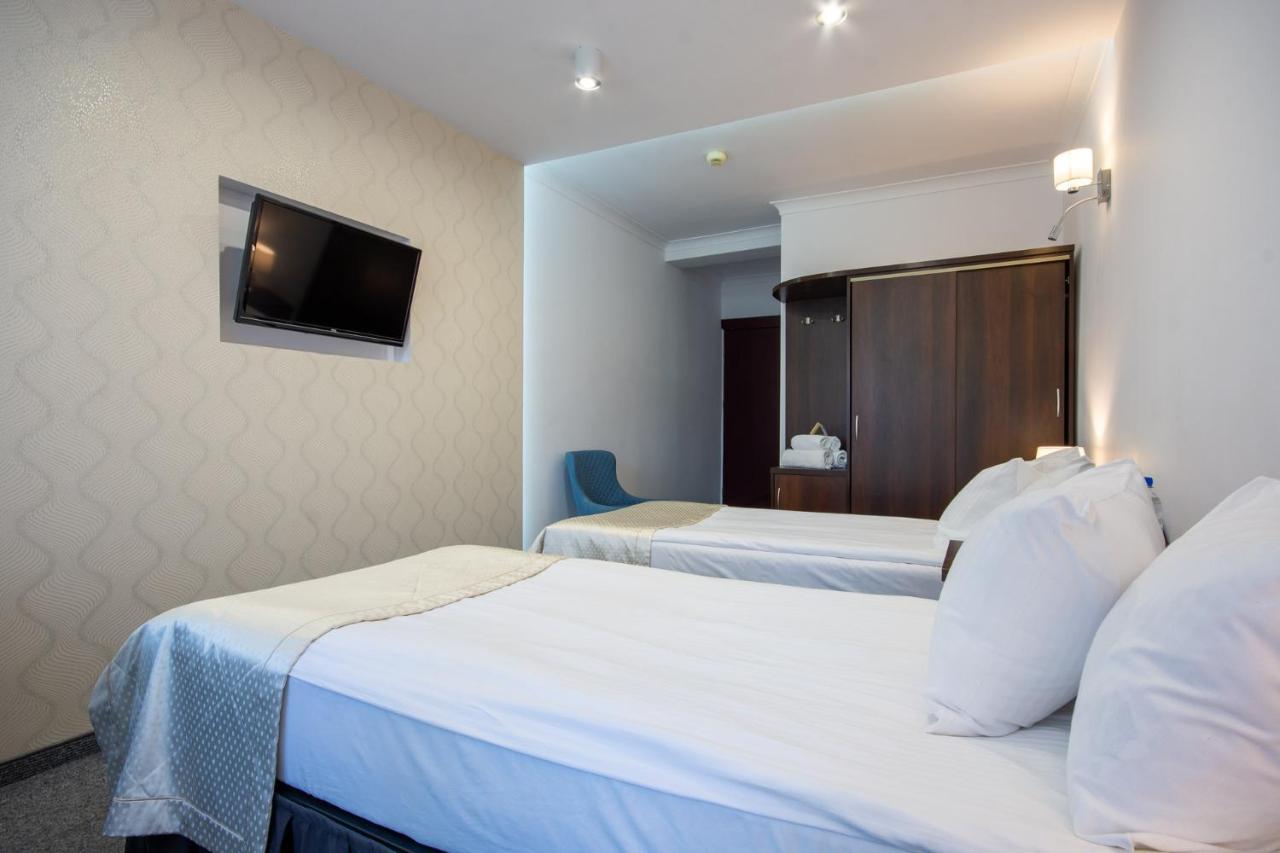 Hotel Jan Darlowko Luaran gambar