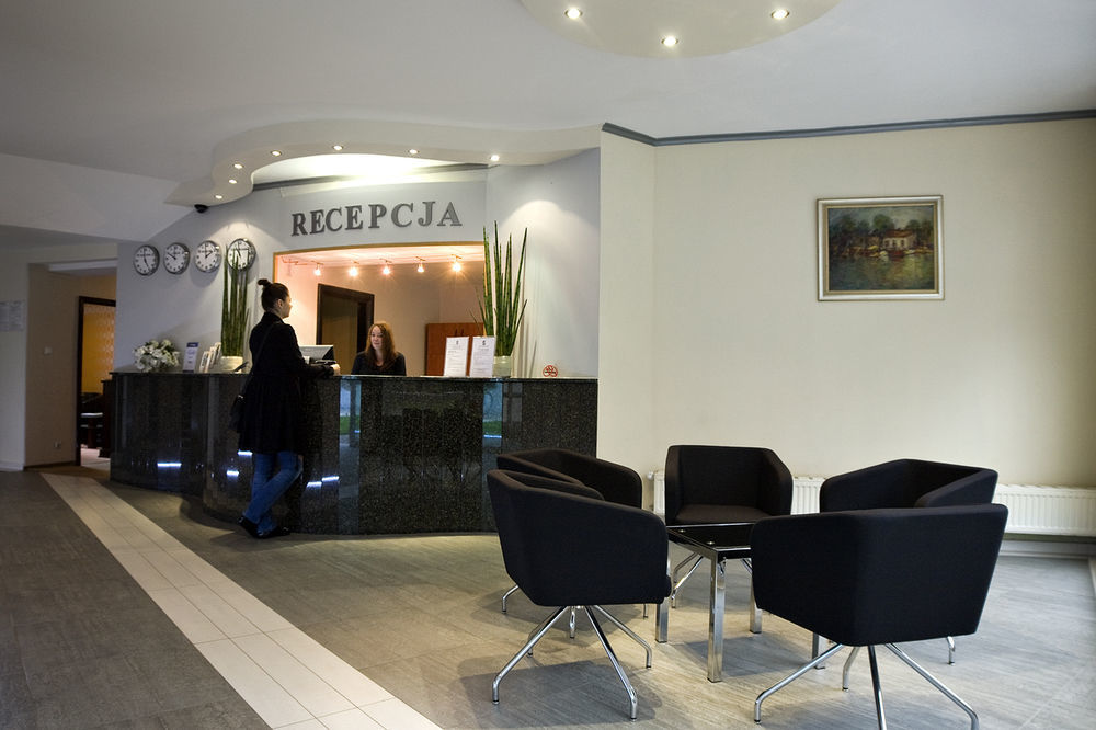 Hotel Jan Darlowko Luaran gambar